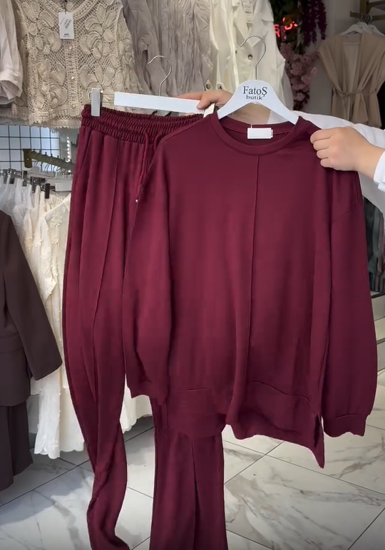 Hosszú ujjú, kerek nyakkivágású női pamut nadrág szett