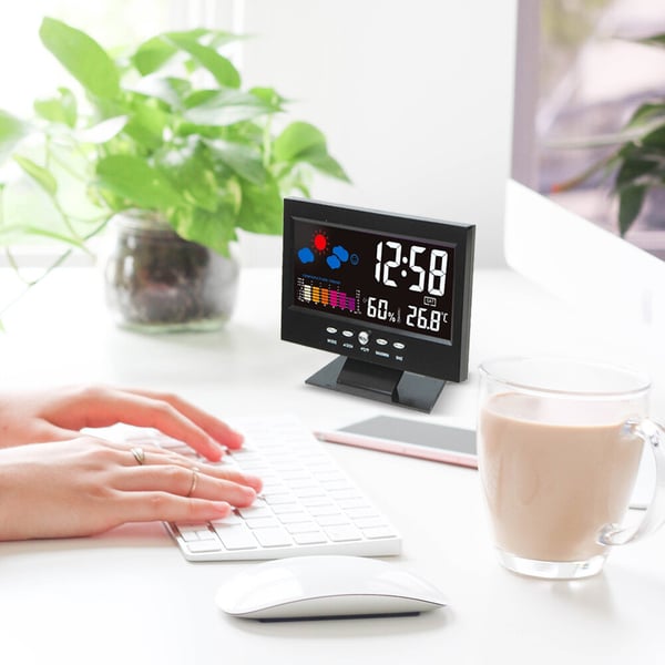 🔥LED-es asztali digitális ébresztőóra hőmérséklet-, páratartalom-mérővel és időjárás-előrejelzéssel